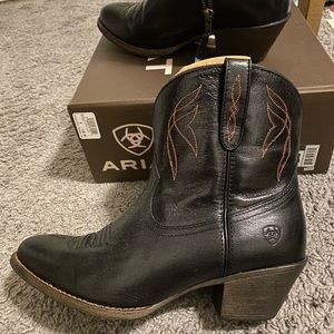 Ariat Darlin - Old Black - Cowboy Boots